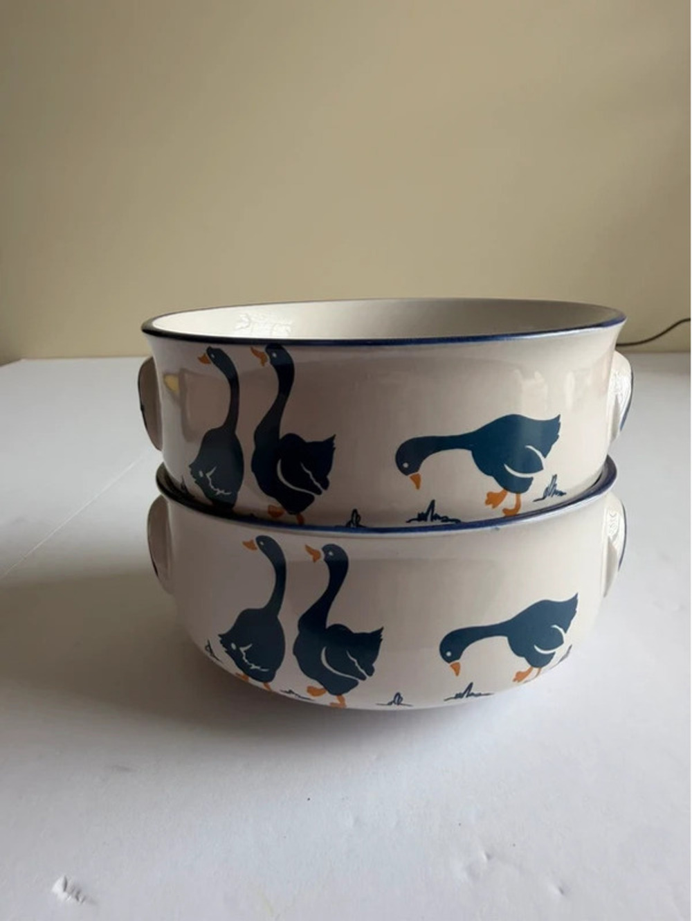 Vintage Country Goose Ceramic Double Handle Soup Bowls Set of 2 Blue Rim